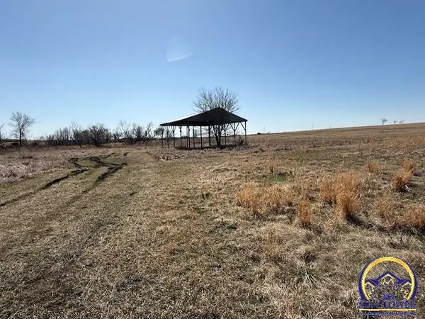 2815 Rd V, Reading, KS 66868