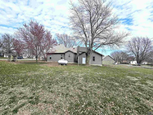 629 Main ST, Bern, KS 66408