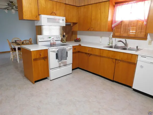 432 5th ST, Wetmore, KS 66550