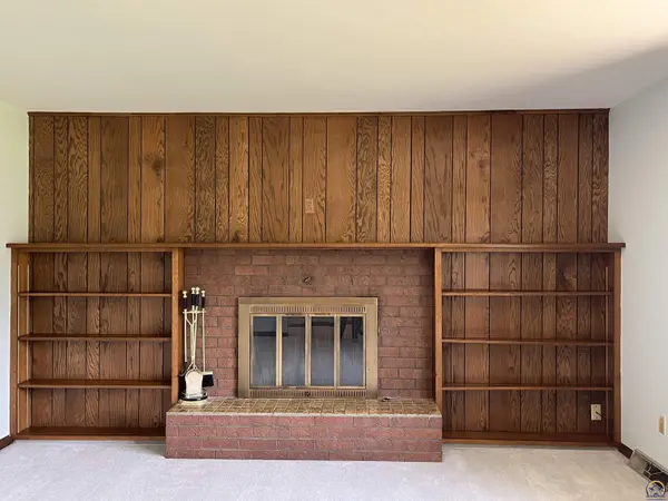625 SE Baldwin RD, Topeka, KS 66607