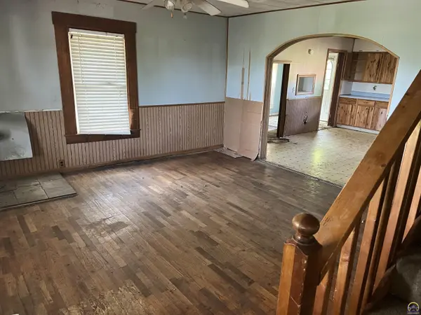 28226 231st ST, Easton, KS 66020