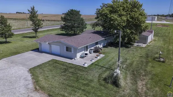 251 US 36 HWY, Fairview, KS 66425