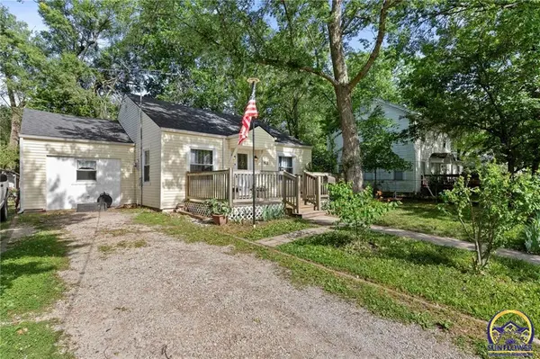 811 S Hickory ST, Ottawa, KS 66067-2913