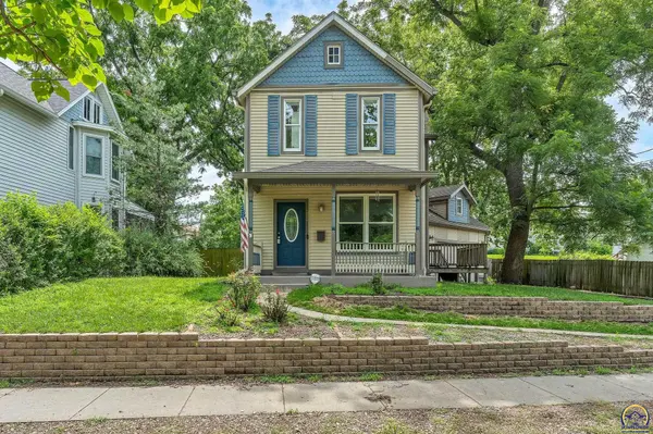 222 NW Circle ST, Topeka, KS 66606