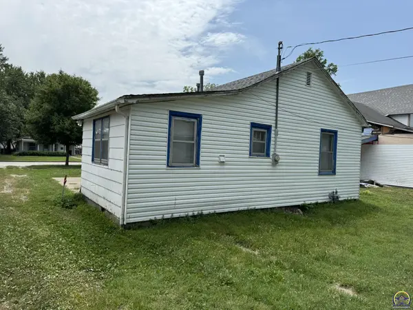 828 Main ST, Osage City, KS 66523
