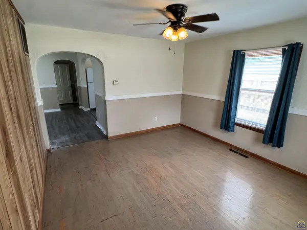 828 Main ST, Osage City, KS 66523