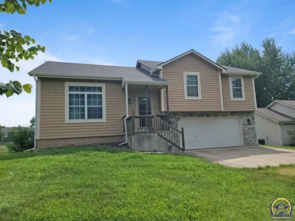 521 Hayes St, Pomona, KS 66076-8119