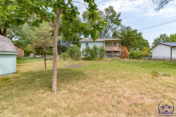 460 N Washington ST, Auburn, KS 66402