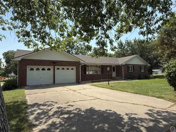 612 Packer ST,  Osage City,  KS 66523