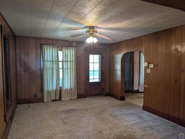 129 N Cedar, Lebo, KS 66856-9223