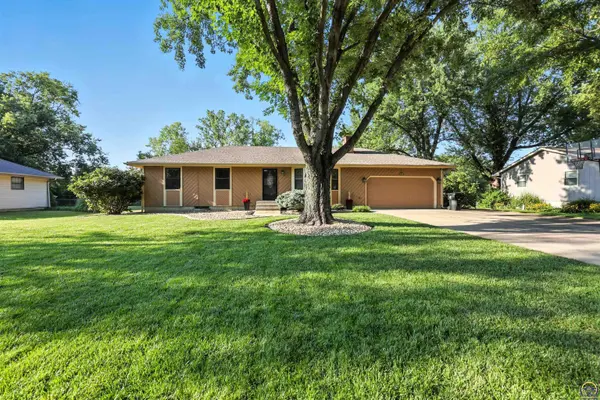 4322 SE 23rd TER, Tecumseh, KS 66542