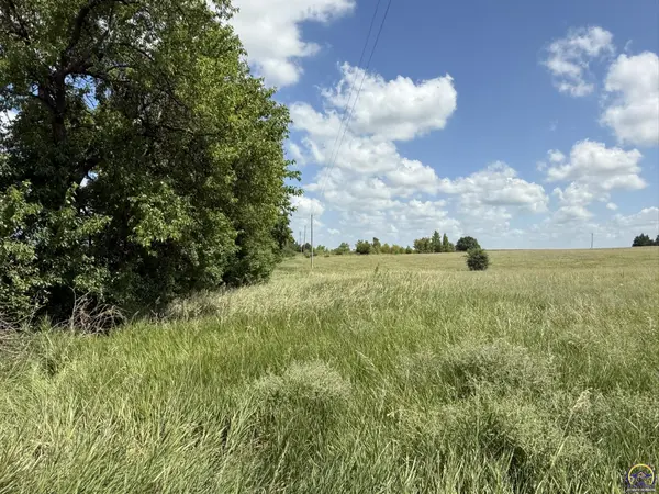 2419 HWY 150, Marion, KS 66861