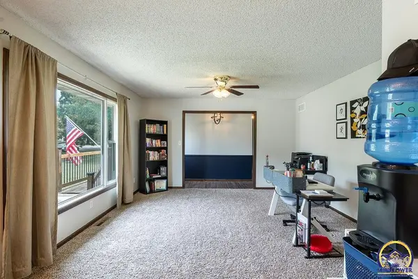 511 W Broadway St, Lebo, KS 66856