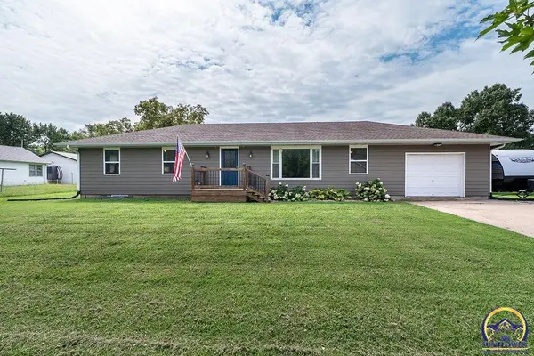 511 W Broadway St, Lebo, KS 66856