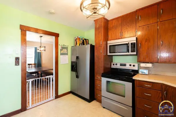 6840 SE 89th St, Berryton, KS 66409