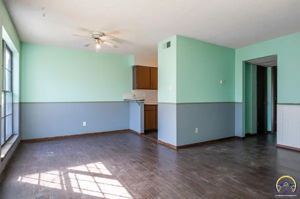2914 Lydia AVE, Topeka, KS 66614