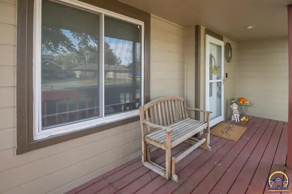 2831 SW Bingham RD, Topeka, KS 66614
