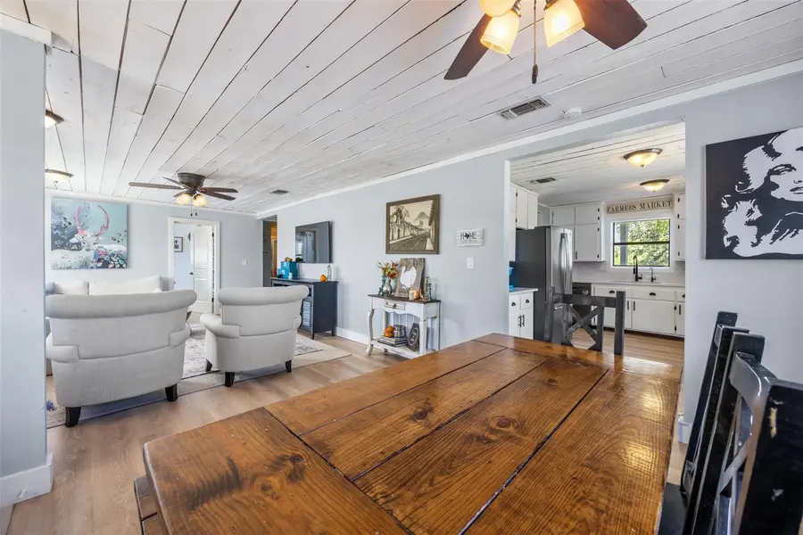 1071 Rolling Hills DR, Wimberley, TX 78676