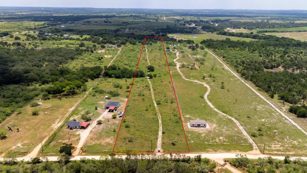 401 Turnback TRL, Dale, TX 78616