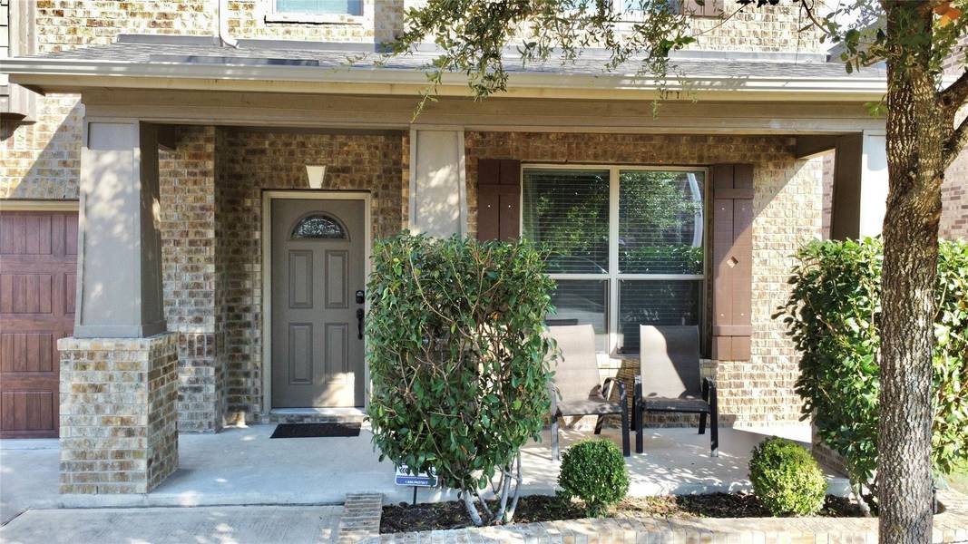 1712 Uhland DR, Leander, TX 78641