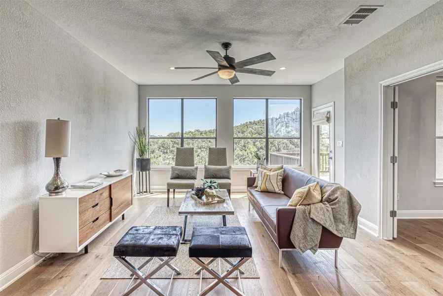 230 Sunrise Ridge CV, Austin, TX 78738