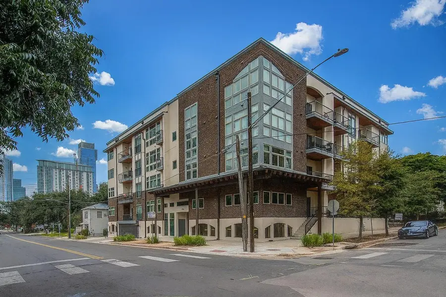 908 Nueces ST #18, Austin, TX 78701