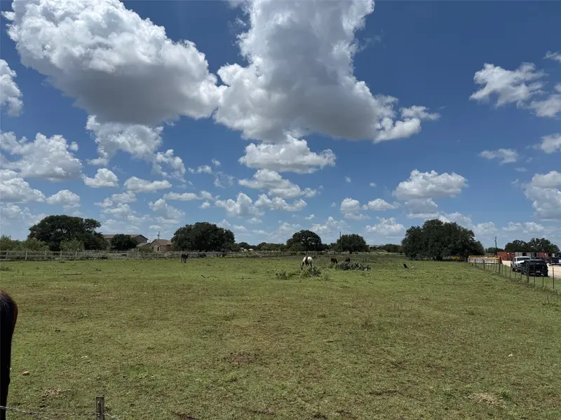 550 Shell Stone TRL, Georgetown, TX 78628