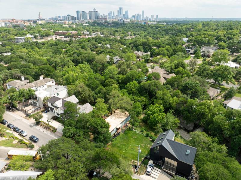 1113 W 31 ST, Austin, TX 78705