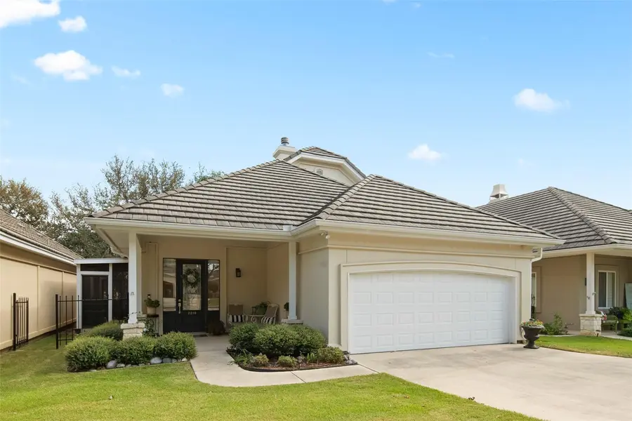 2216 Garden CT, San Marcos, TX 78666