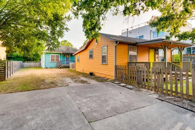 711 Jewell ST #A & B, Austin, TX 78704