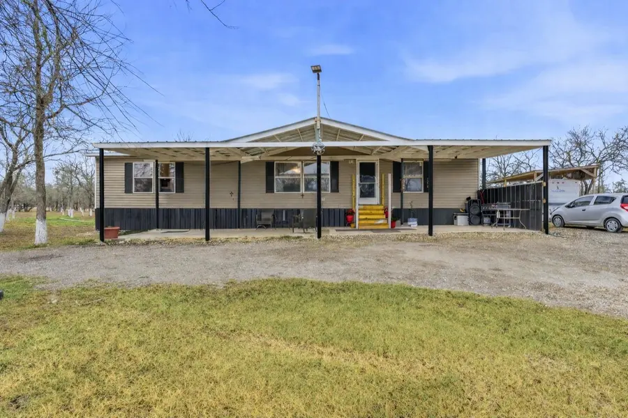 1278 Fm 812 RD, Cedar Creek, TX 78612
