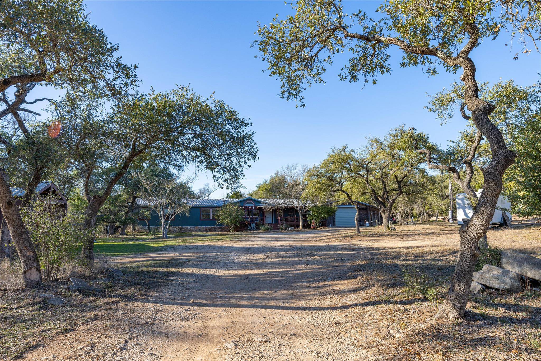 715 Bee Gee RD, Driftwood, TX 78619