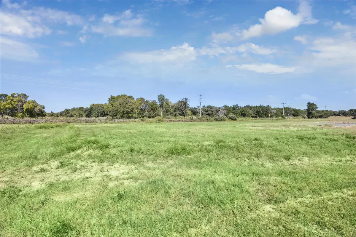 137 Waterbuck WAY, Rosanky, TX 78953