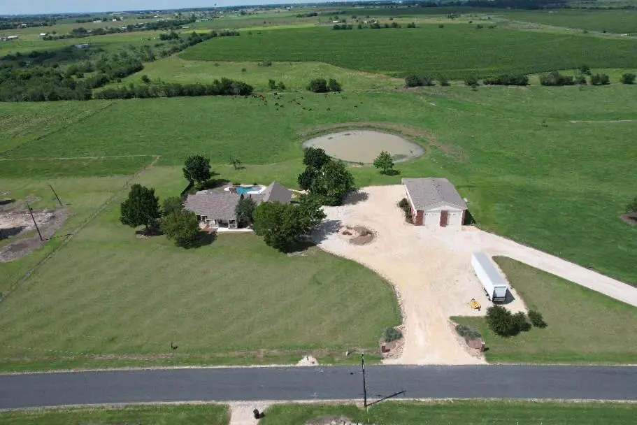 651 County Road 497, Taylor, TX 76574