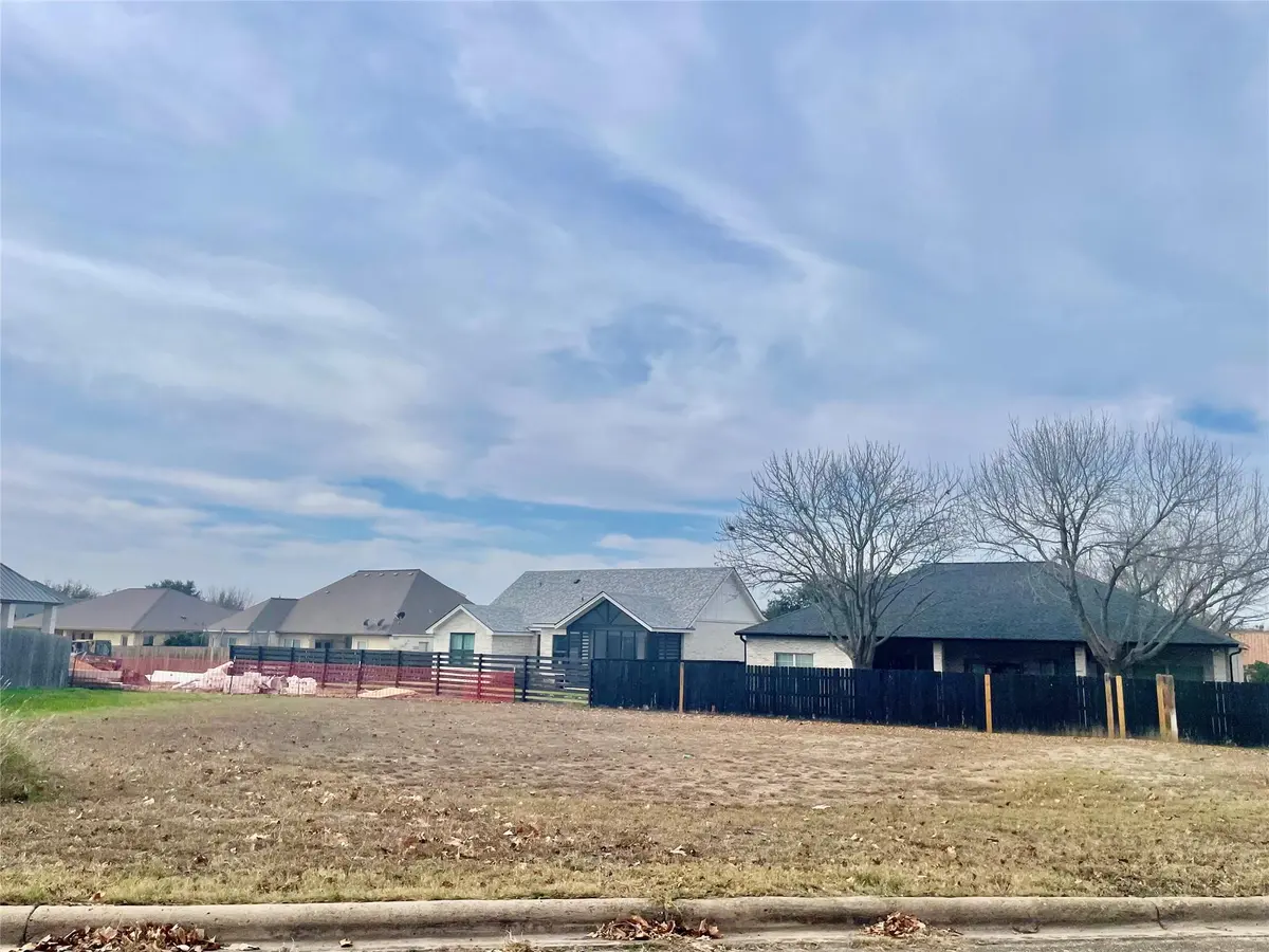 Lot 749-A Spyglass ST, Meadowlakes, TX 78654
