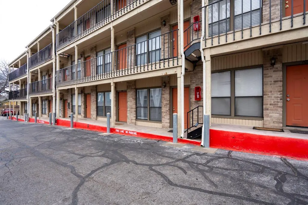 3000 Guadalupe ST #110, Austin, TX 78705
