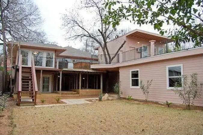 903 W 30th ST #B, Austin, TX 78705