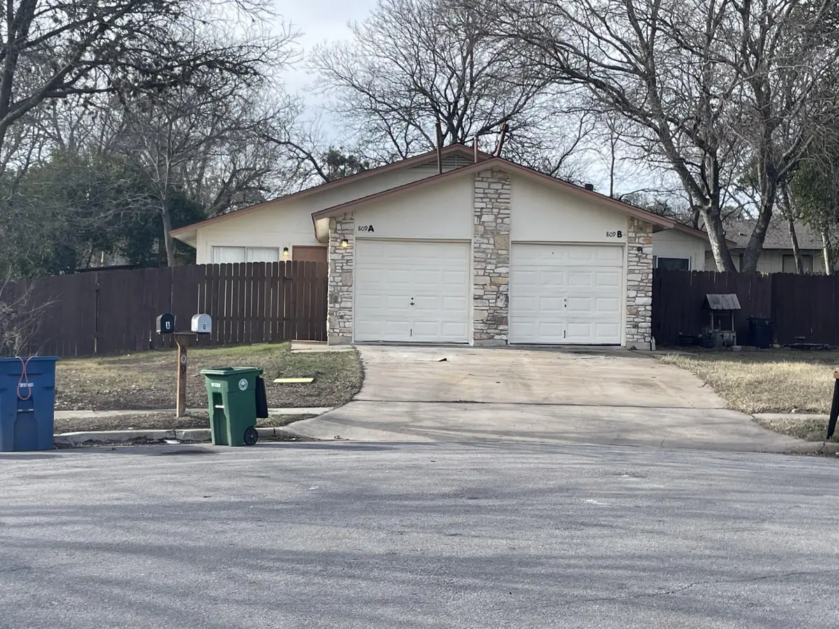809 Plumpton DR, Austin, TX 78745