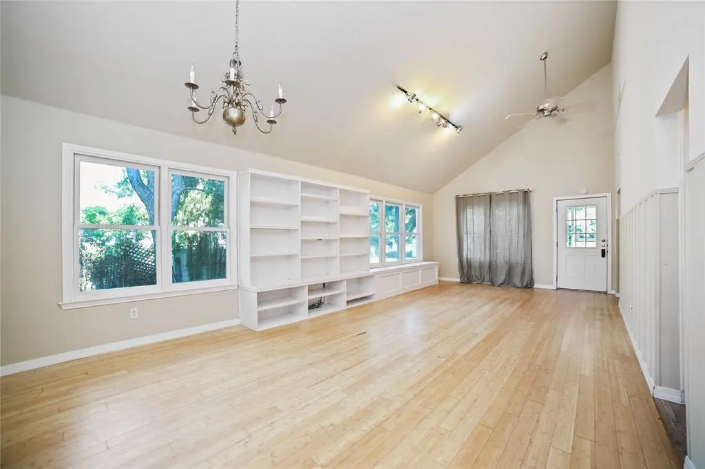 2716 E 22nd ST #A, Austin, TX 78722