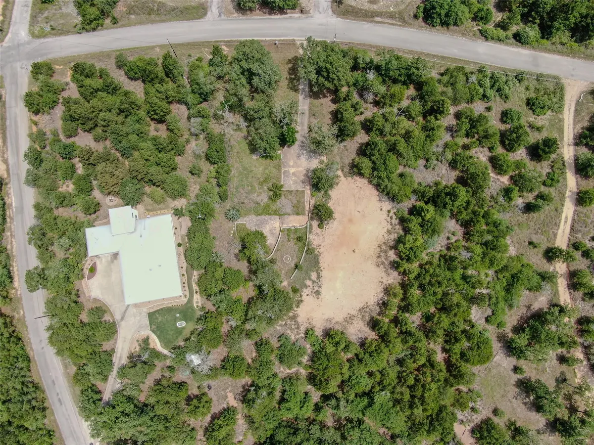 463 Kaanapali LN, Bastrop, TX 78602