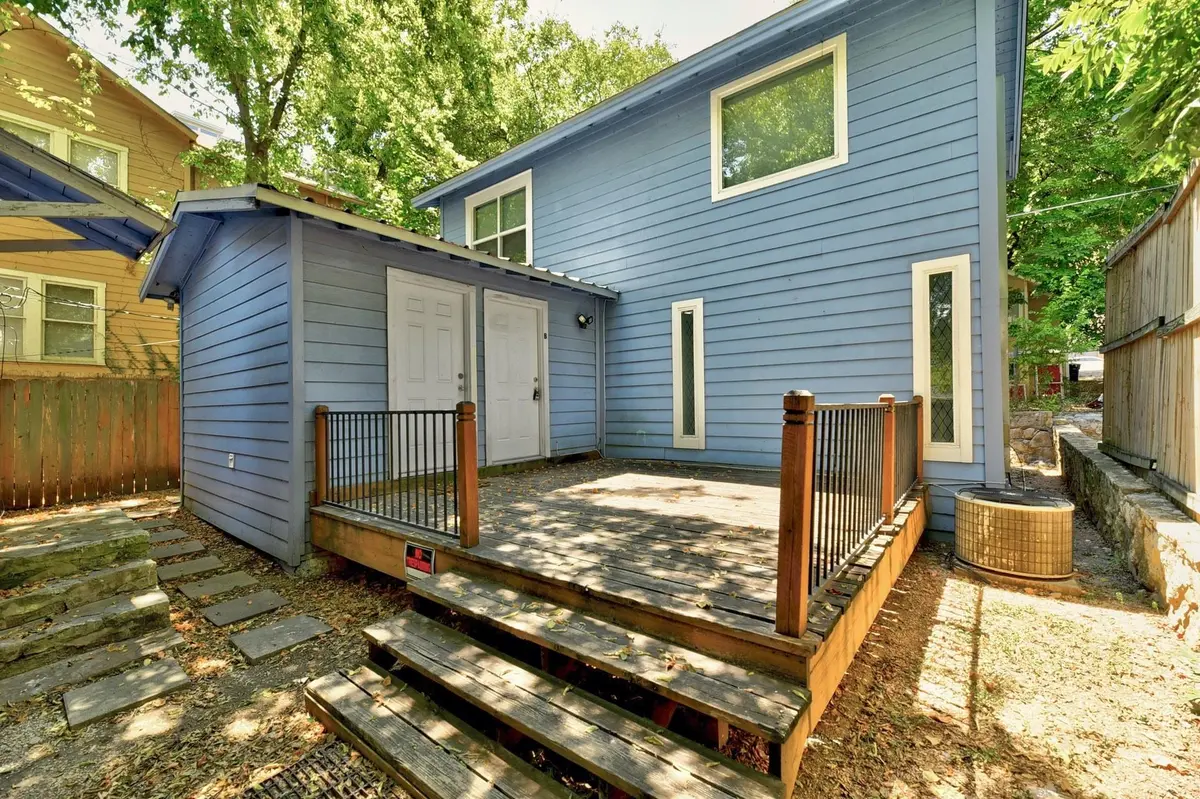 2712 Whitis Ave #B, Austin, TX 78705