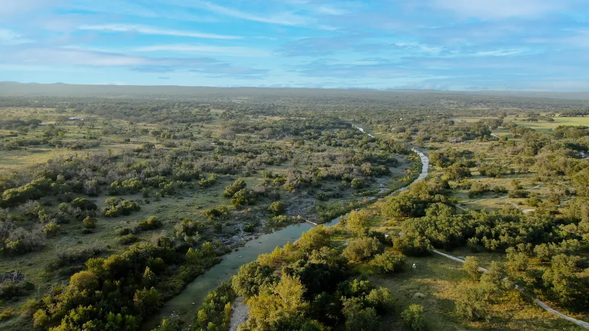 7534 West US Highway 290 HWY, Hye, TX 78635