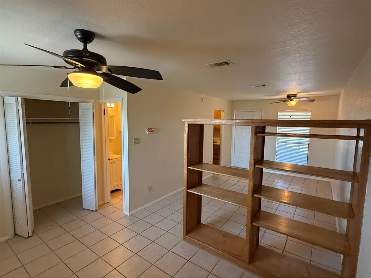 4701 Red River ST #301, Austin, TX 78751