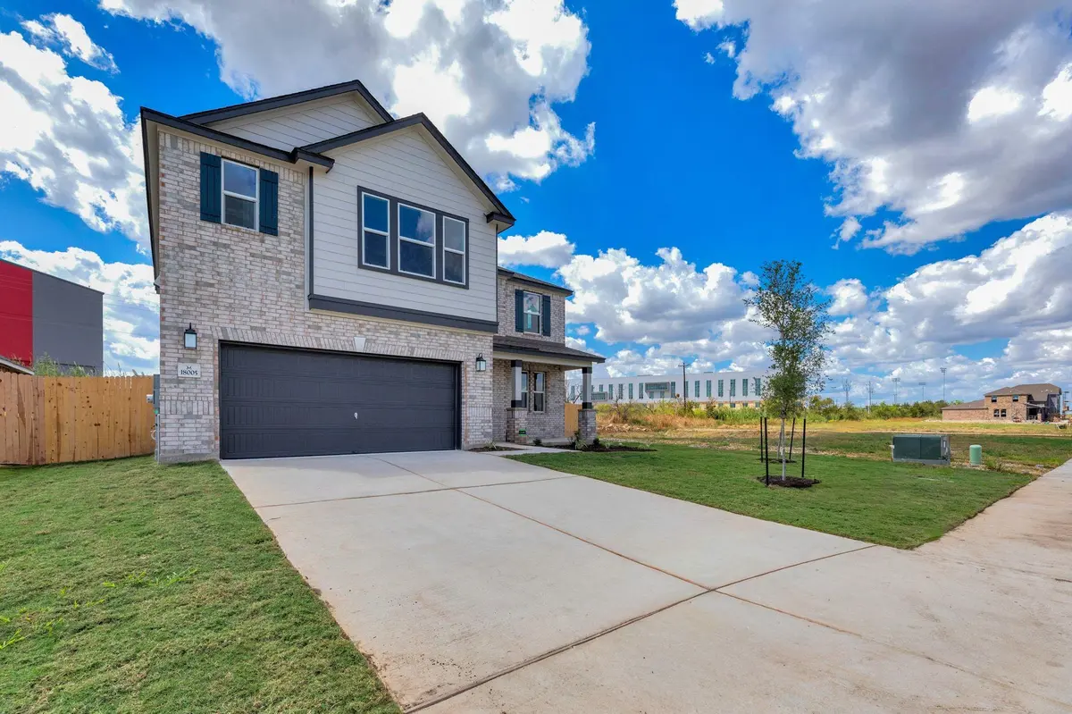 18005 Bridled Stallion DR, Manor, TX 78653