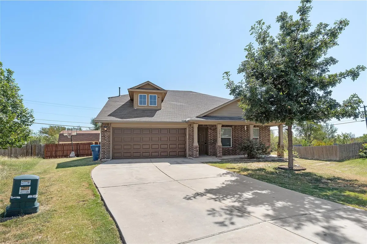 18436 Weatherby LN, Elgin, TX 78621