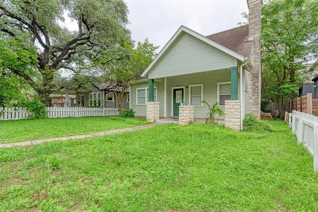 1205 W 22 1/2 ST, Austin, TX 78705