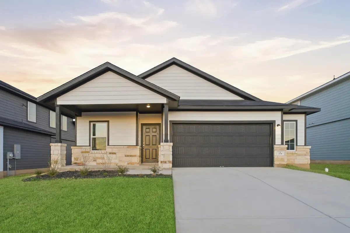 204 Quail Convey DR, Jarrell, TX 76537
