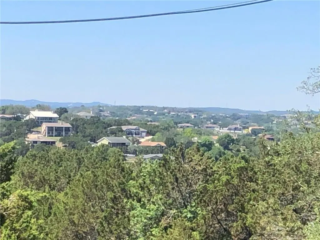 69 Dawn DR, Lago Vista, TX 78645