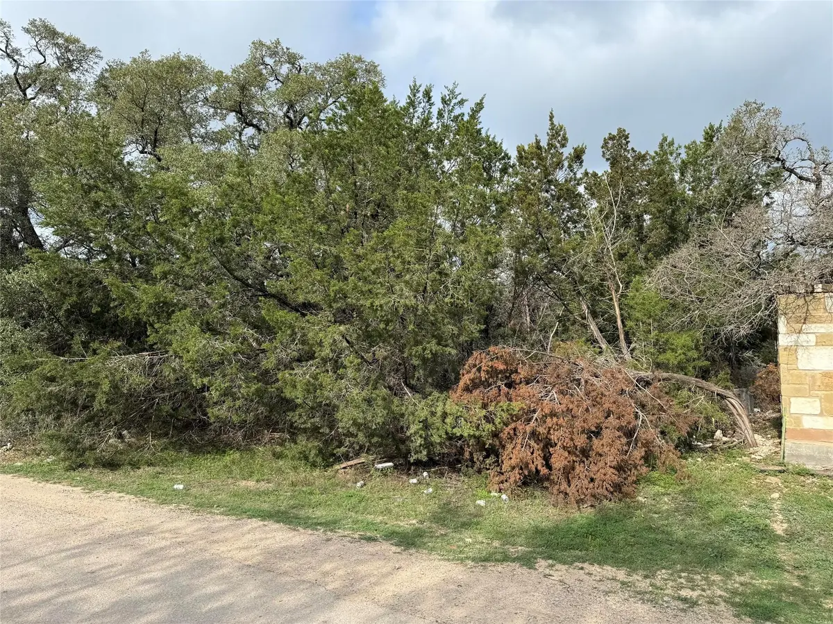 0 Sutton DR, Austin, TX 78734