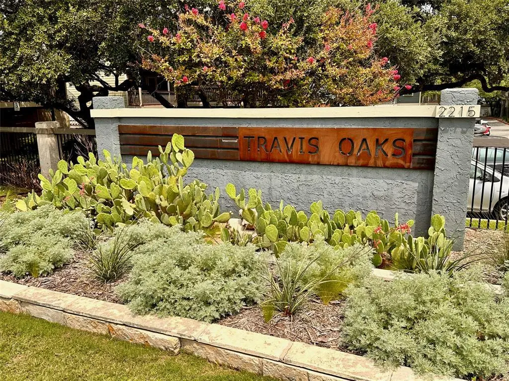 2215 Post RD #1010, Austin, TX 78704